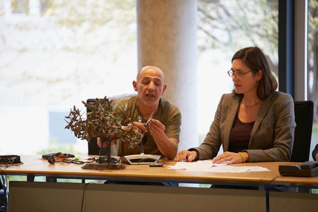 Nihad Dabeet und Alexandra Nocke, Workshop im Erfurter Landtag im Rahmen des Achava Schülerforums, September 2019 